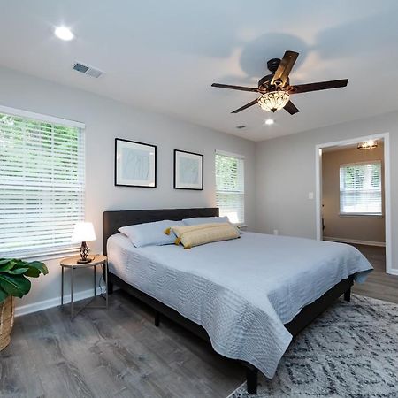 Brandnew Spacious 4 Bedroom House Minutes To Uptown Charlotte Bagian luar foto