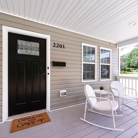 Brandnew Spacious 4 Bedroom House Minutes To Uptown Charlotte Bagian luar foto
